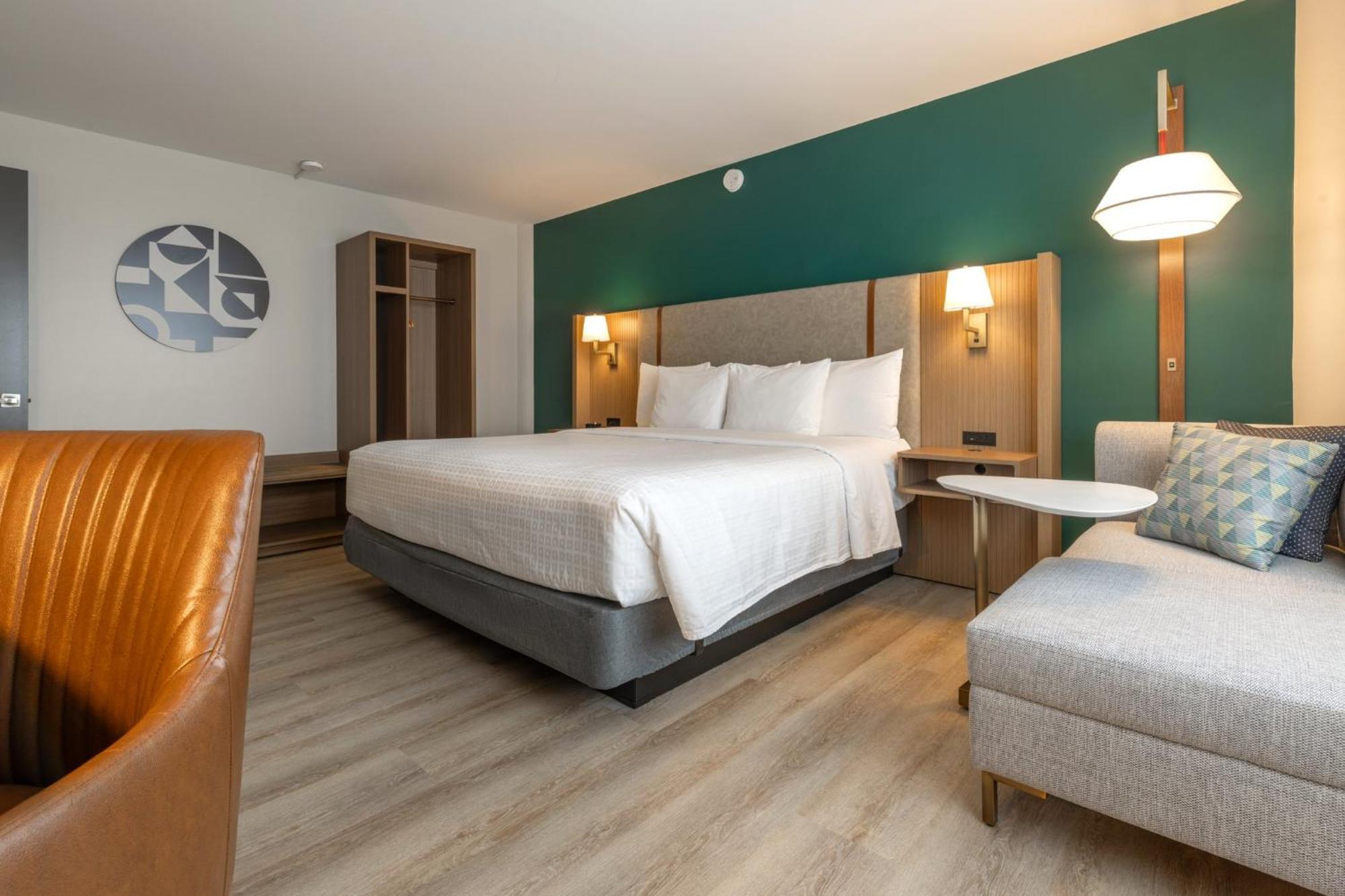 ควอลิตี้ โฮเต็ล เอ ซองทร์ เดอ กงเกร Hotel Saint-Jean-sur-Richelieu ภายนอก รูปภาพ