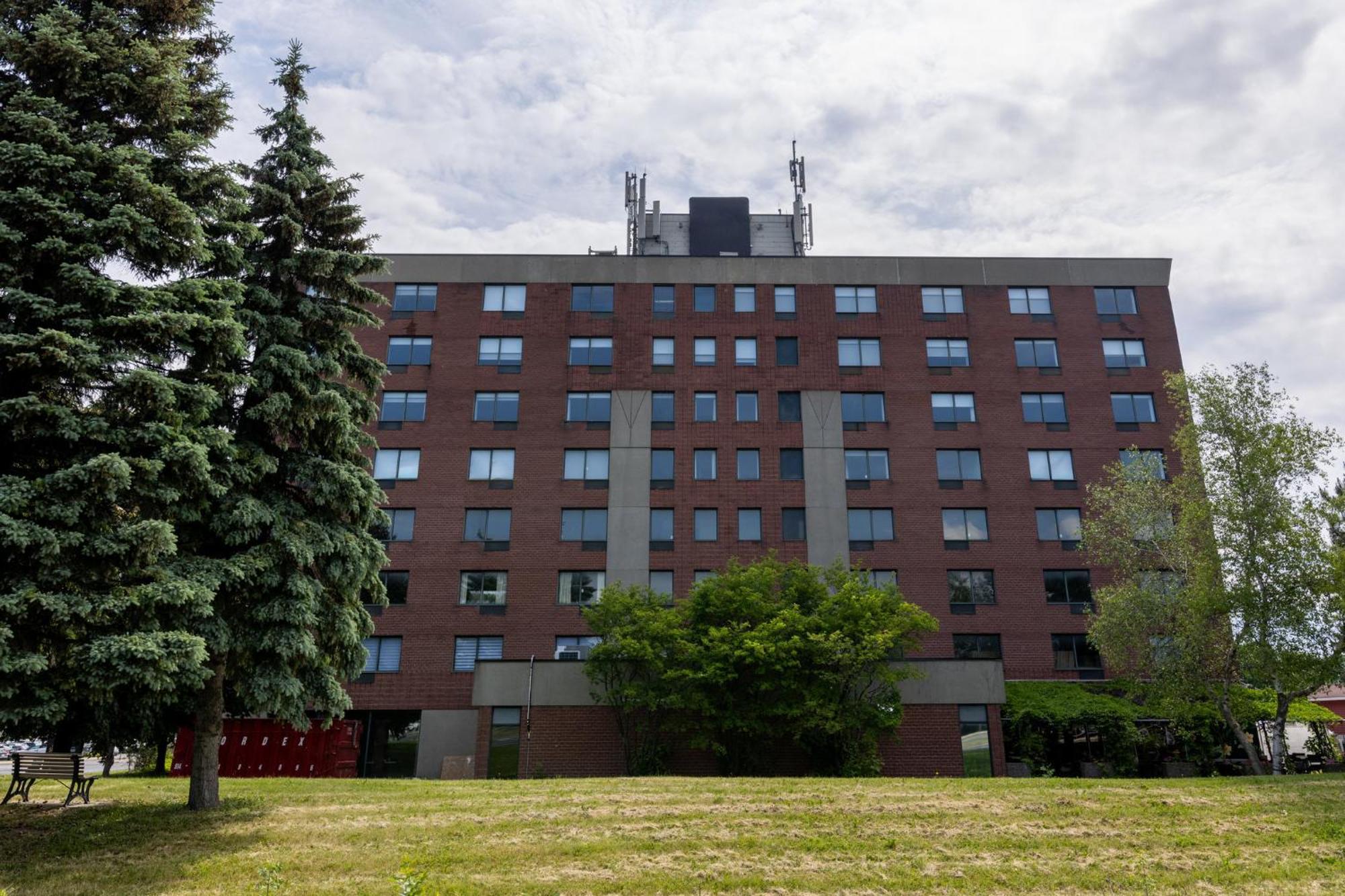 ควอลิตี้ โฮเต็ล เอ ซองทร์ เดอ กงเกร Hotel Saint-Jean-sur-Richelieu ภายนอก รูปภาพ