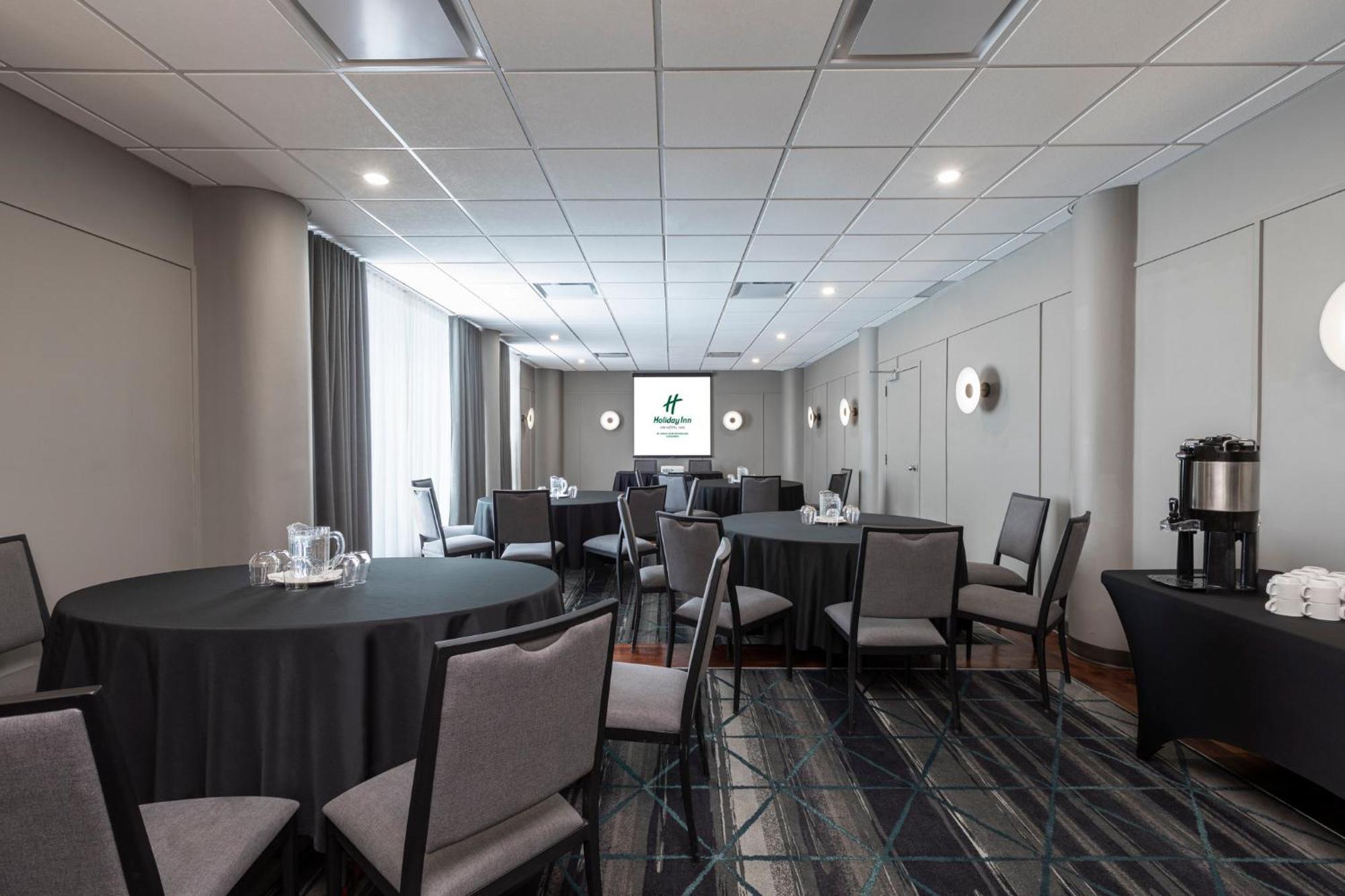 ควอลิตี้ โฮเต็ล เอ ซองทร์ เดอ กงเกร Hotel Saint-Jean-sur-Richelieu ภายนอก รูปภาพ